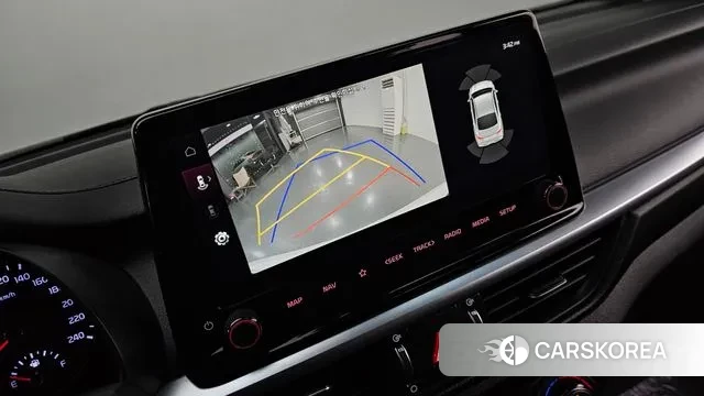 Kia The New K3 2nd generation 2022 Белый из Кореи, фото 6