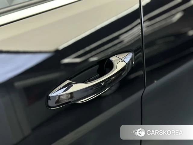 Volkswagen Tourang 2023 Черный из Китая, фото 6