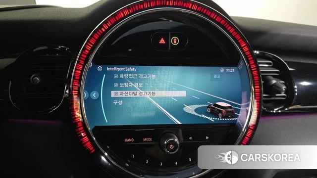 Mini Cooper S 2023 Жемчужный цвет из Кореи, фото 6