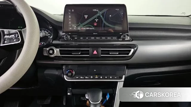 Kia Seltos 2021 Белый из Кореи, фото 6