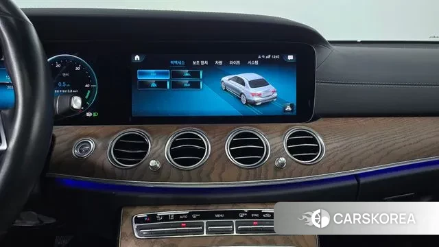 Mercedes-Benz E-Class W213 2021 Серебряный из Кореи, фото 6