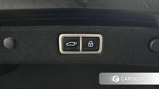 Hyundai Grandeur Hybrid (GN7) 2023 Черный из Кореи, фото 6