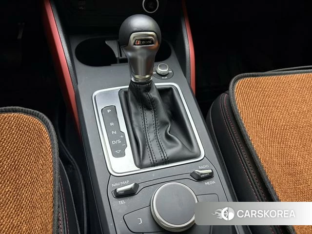 Audi Q2L 2019 Оранжевый из Китая, фото 6