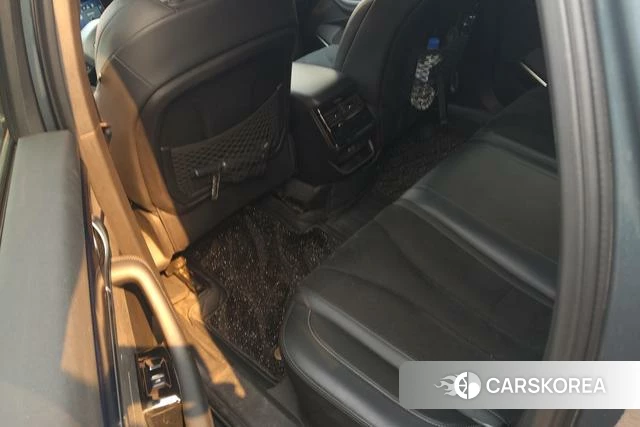 Geely Automobile Xingyue L 2022 Темно-серый из Китая, фото 6