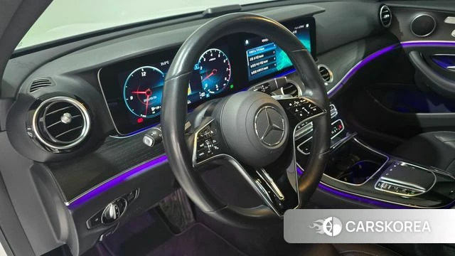 Mercedes-Benz E-Class W213 2022 Белый из Кореи, фото 6