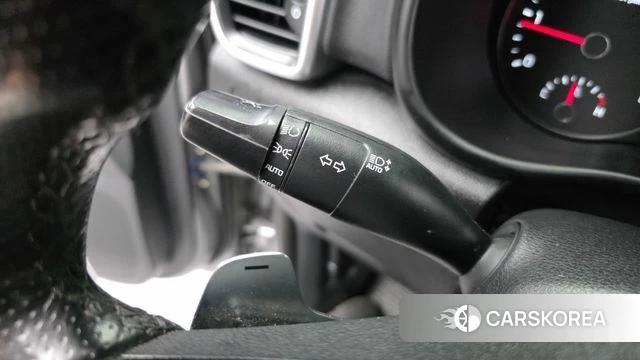 Kia Sportage The Bold 2021 Серебристо-серый из Кореи, фото 6