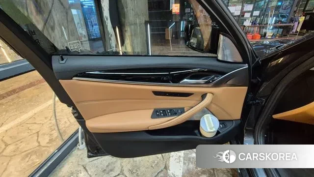 BMW 5 Series (G30) 2019 Серый из Кореи, фото 6