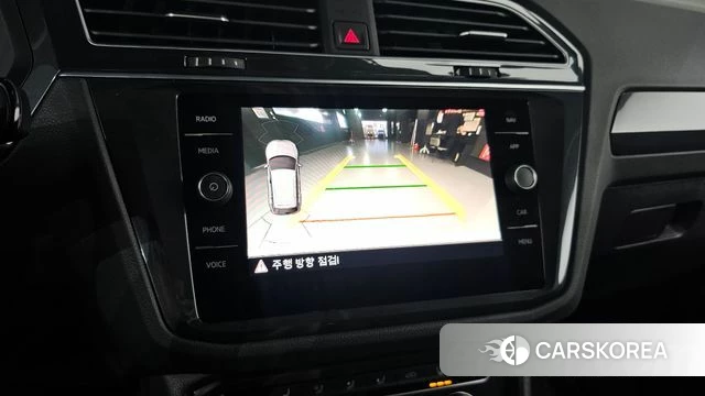 Volkswagen Tiguan second Generation 2020 Белый из Кореи, фото 6