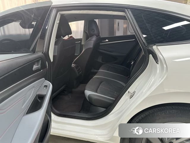 Volkswagen Lingdu 2025 Белый из Китая, фото 6