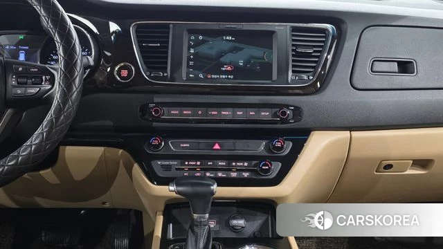 Kia The New Carnival 2019 Белый из Кореи, фото 6