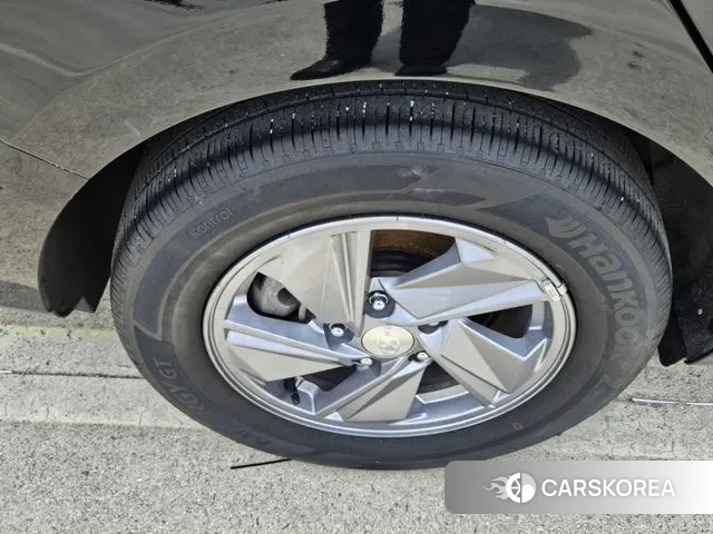 Hyundai The New Avante (CN7) 2023 Черный из Кореи, фото 6