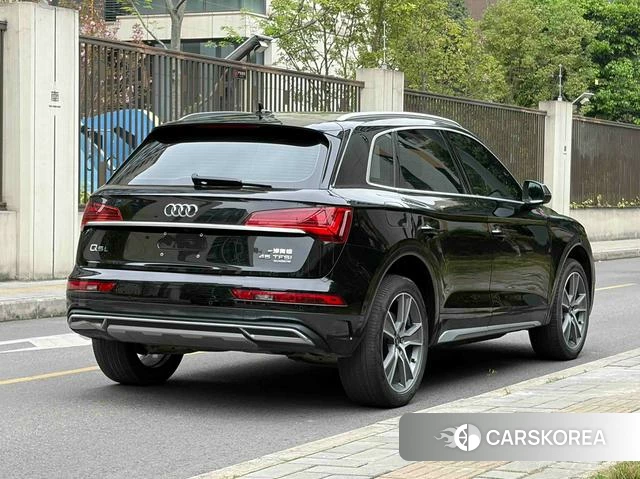Audi Q5L 2023 Черный из Китая, фото 6