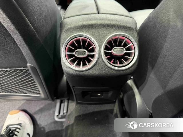 Mercedes-Benz Class A 2023 Синий из Китая, фото 6