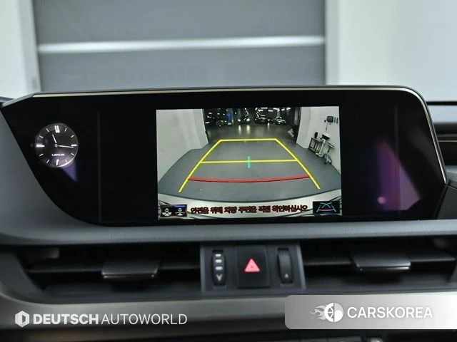 Lexus ES300h 7th generation 2018 Песочный из Кореи, фото 6