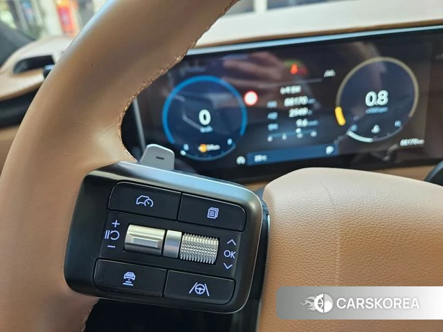 Hyundai Santa Fe (MX5) 2023 Белый из Кореи, фото 6