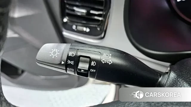 Kia Stonic 2018 Белый из Кореи, фото 6