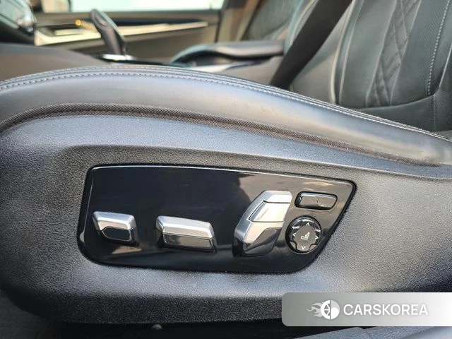 BMW 5 Series (G30) 2020 Черный из Кореи, фото 6