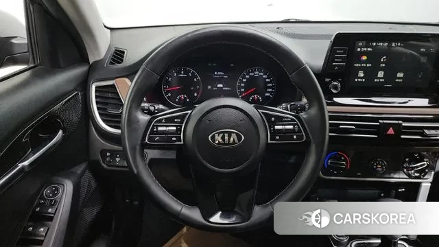 Kia Seltos 2021 Черный из Кореи, фото 6