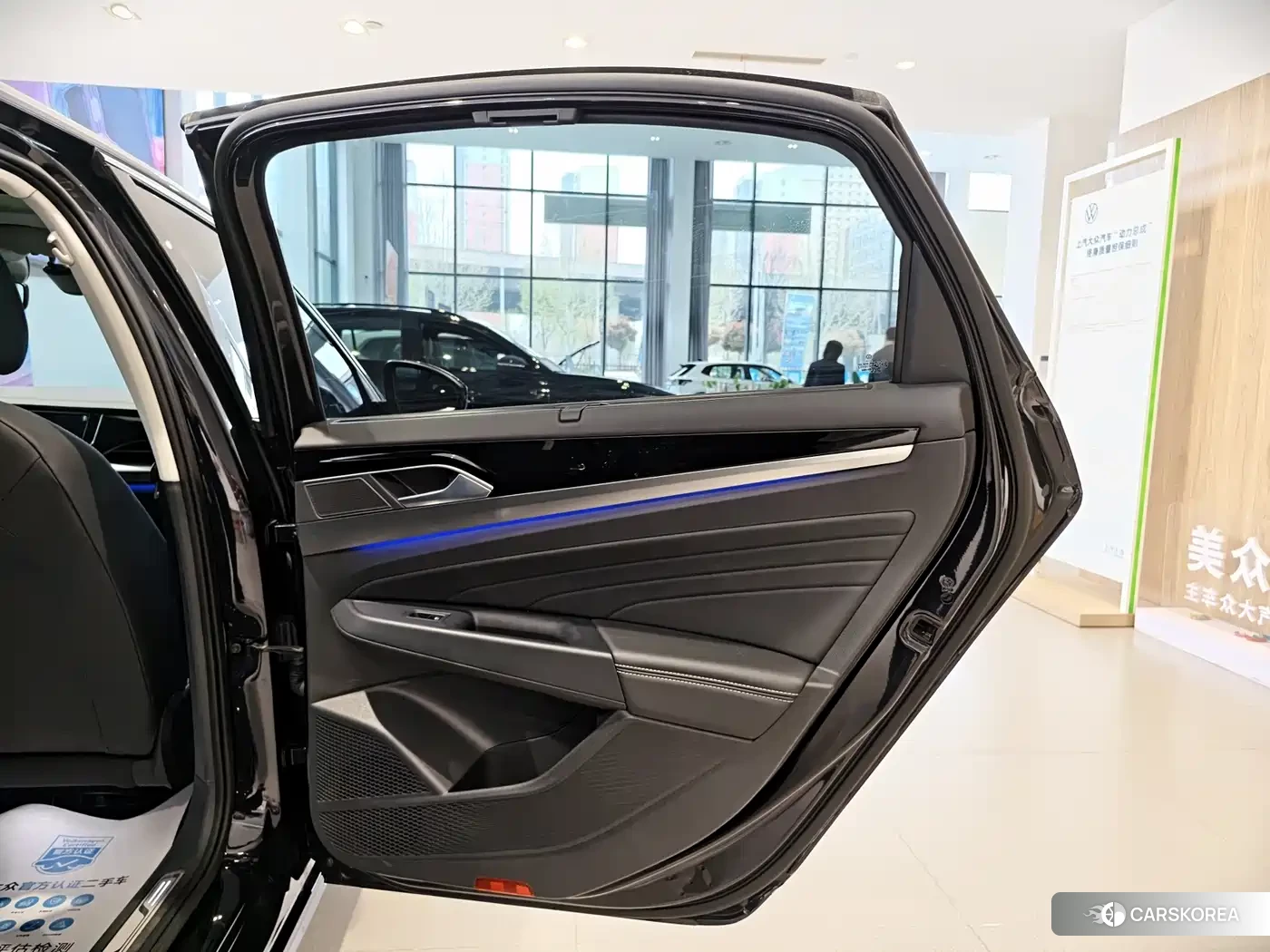 Volkswagen Passat 2025 Черный из Китая, фото 6