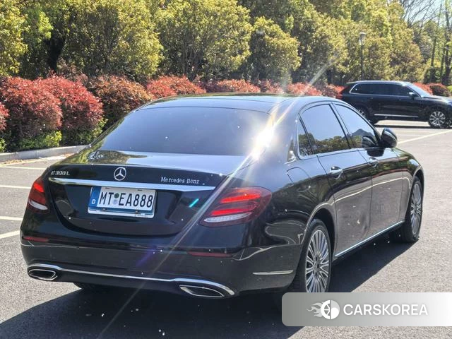 Mercedes-Benz E-class id 4221748 из Китая 6