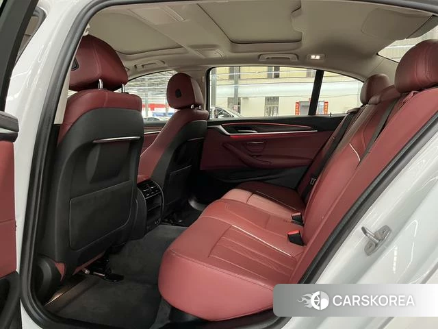 BMW 5 series PHEV 2021 Белый из Китая, фото 6