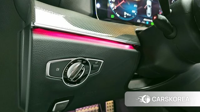 Mercedes-Benz E-Class W213 2023 Белый из Кореи, фото 6