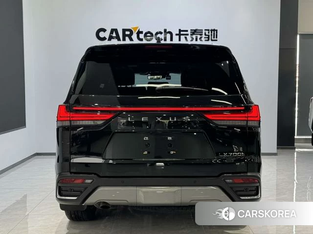 Lexus LX 2026 Черный из Китая, фото 6