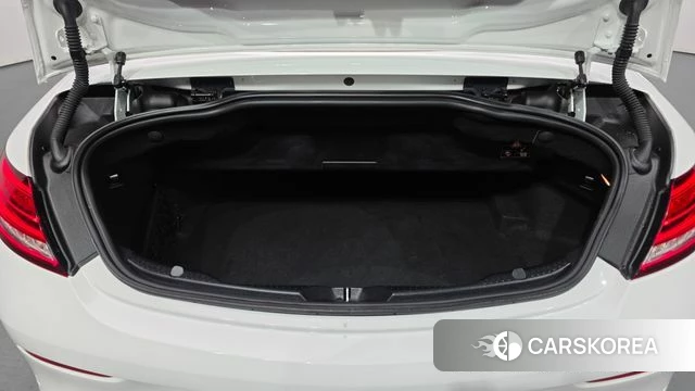 Mercedes-Benz C-Class W205 2019 Белый из Кореи, фото 6