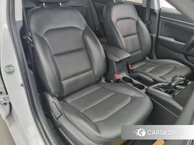 Hyundai Avante AD 2018 Белый из Кореи, фото 6