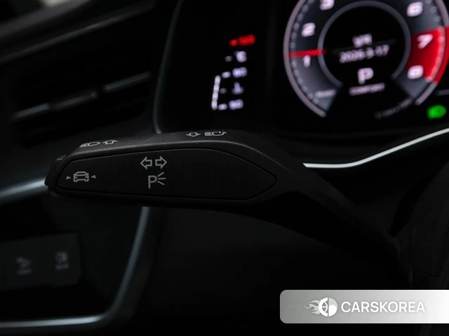 Audi A6 (C8) 2021 Черный из Кореи, фото 6