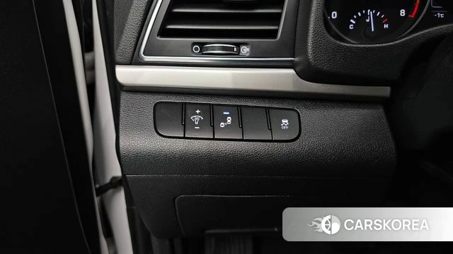 Hyundai Avante AD 2018 Белый из Кореи, фото 6