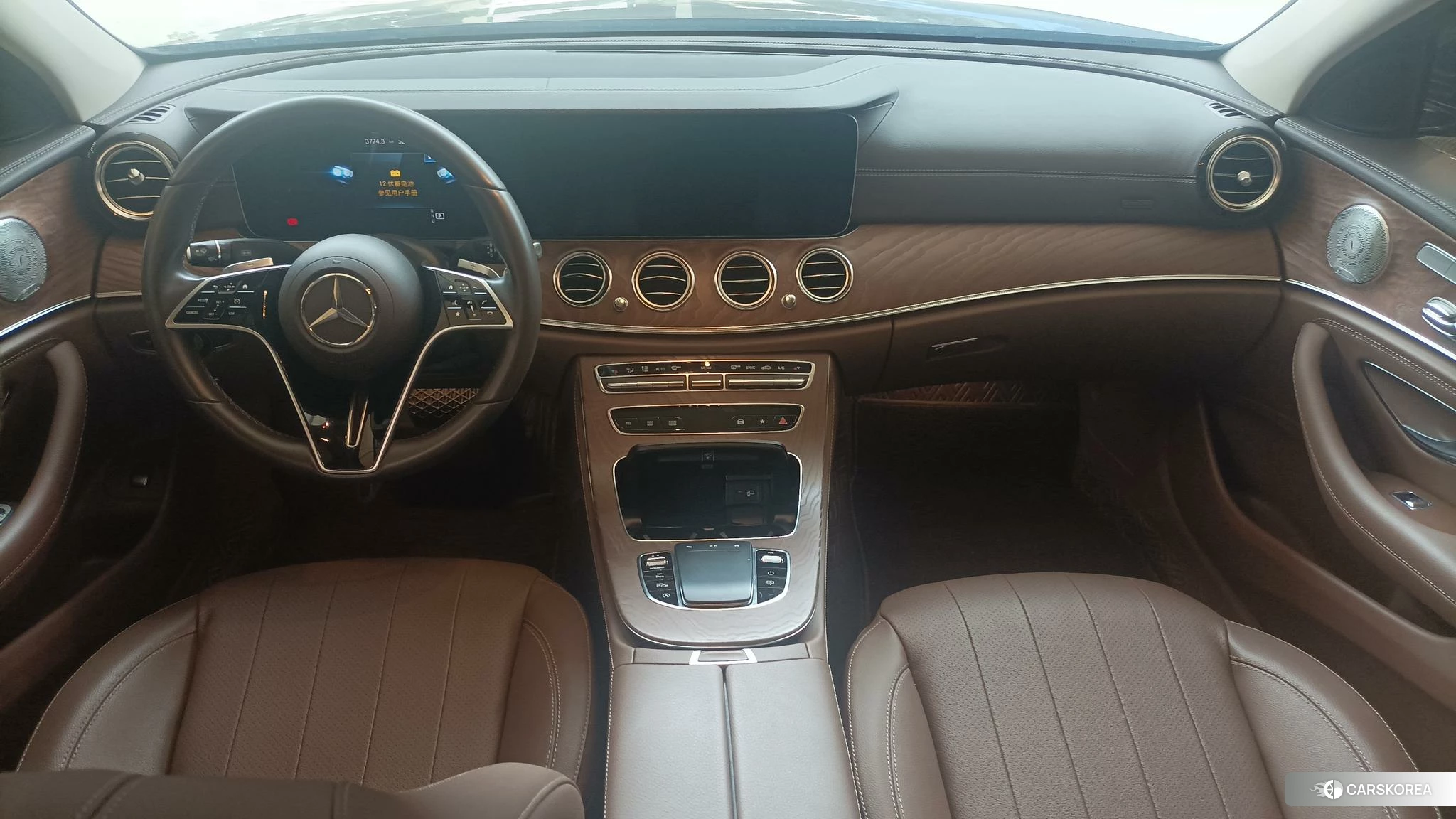 Mercedes-Benz E-class 2022 Черный из Китая, фото 6