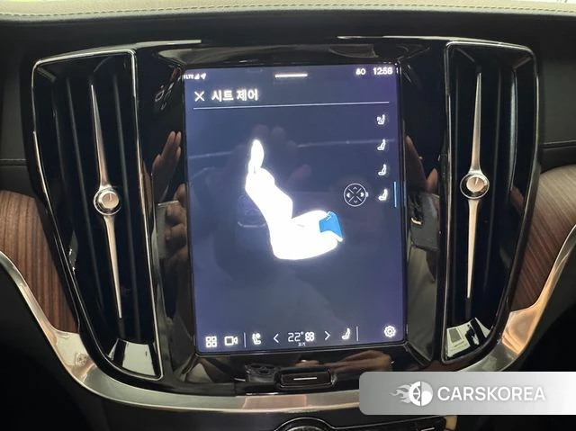 Volvo S60 3rd generation 2023 Небесно-голубой из Кореи, фото 6