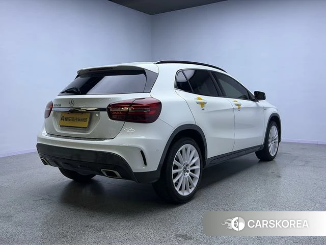 Mercedes-Benz GLA 2018 Белый из Китая, фото 6