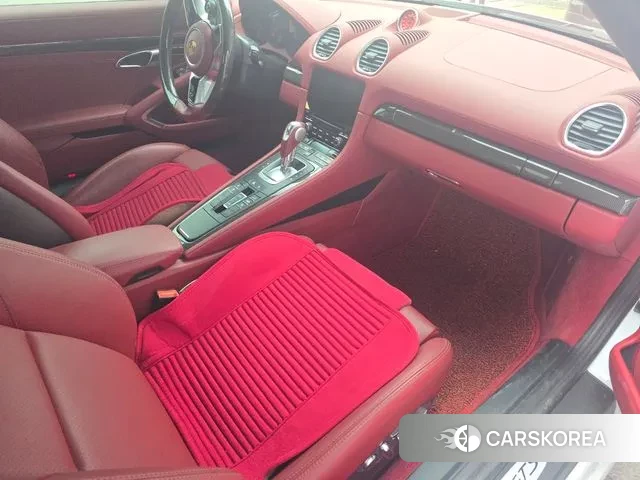 Porsche 718 Boxster 2023 Белый из Кореи, фото 6