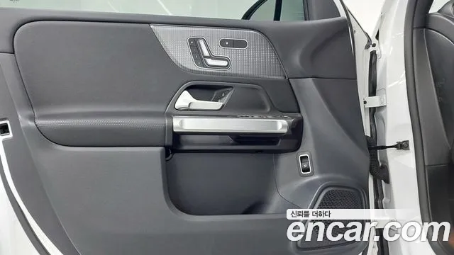 Mercedes-Benz GLB-Class X247 2023 Белый из Кореи, фото 6