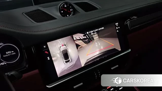 Porsche Cayenne (PO536) 2023 Цвет галактики из Кореи, фото 6