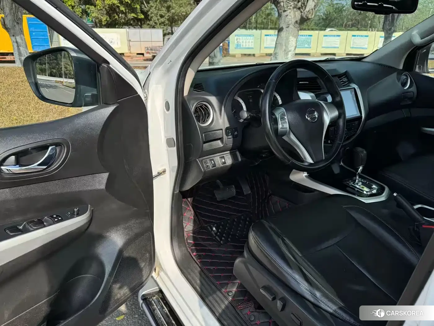 Nissan Navara 2022 Белый из Китая, фото 6