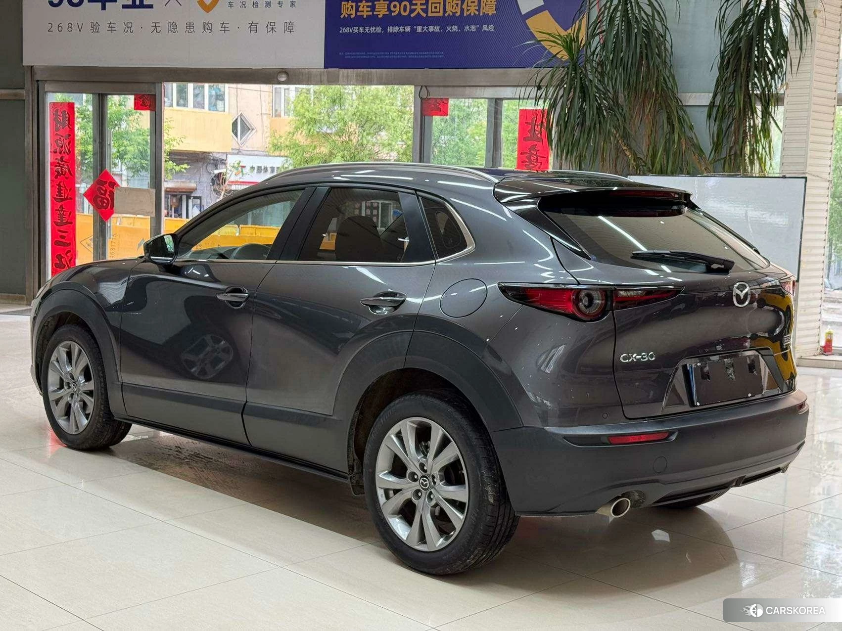 Mazda CX-30 2022 Темно-серый из Китая, фото 6