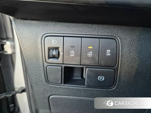 Hyundai Staria 2024 Серебристо-серый из Кореи, фото 6