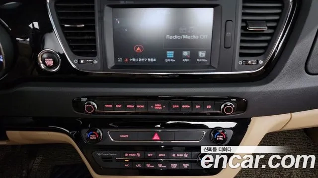 Kia All New Carnival 2018 Белый из Кореи, фото 6