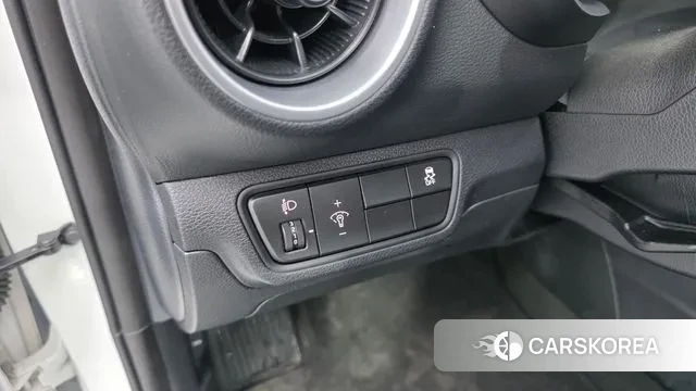 Kia The New K3 2nd generation 2023 Белый из Кореи, фото 6