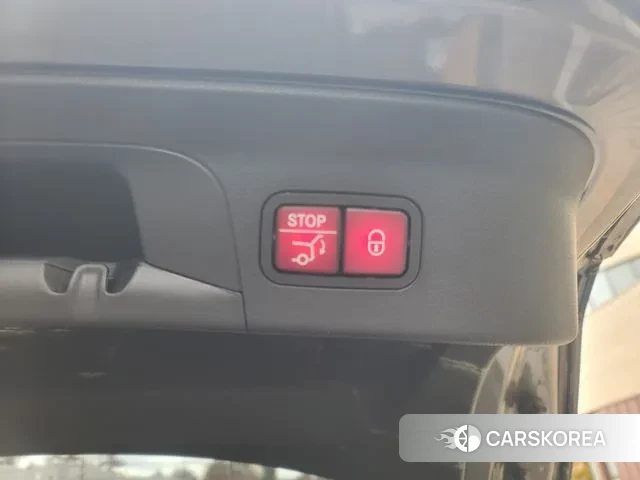 Mercedes-Benz GLC-Class X253 2019 Серебристо-серый из Кореи, фото 6