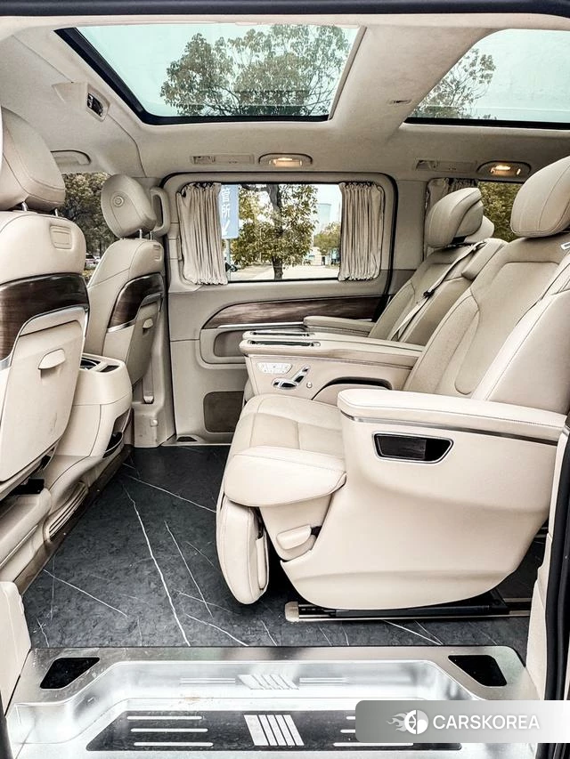 Mercedes-Benz V-class 2023 Черный из Китая, фото 6