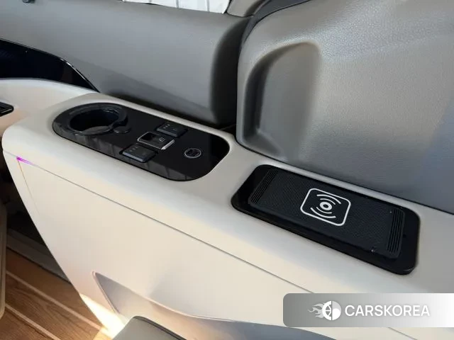 Kia Carnival 4th generation 2023 Белый из Кореи, фото 6
