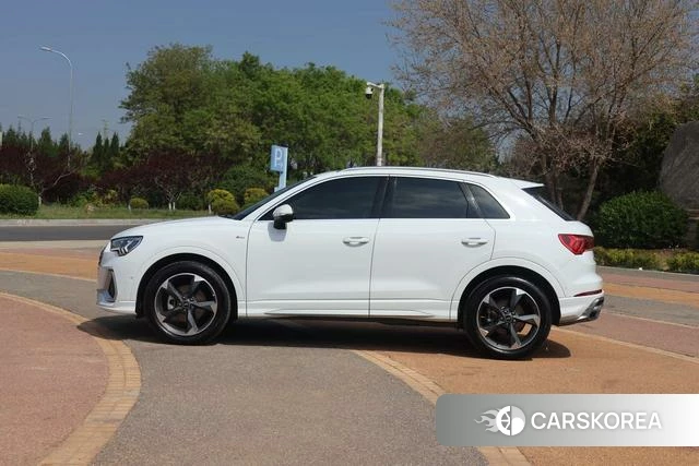 Audi Q3 2023 Белый из Китая, фото 6