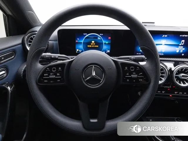 Mercedes-Benz A-Class W177 2020 Белый из Кореи, фото 6