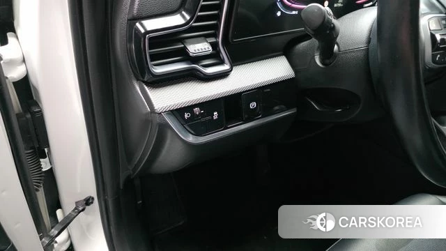 Kia Sportage 5th Generation 2022 Белый из Кореи, фото 6