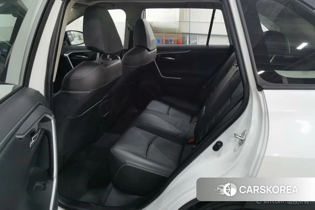 Toyota RAV4 Rongfang 2024 Белый из Китая, фото 6