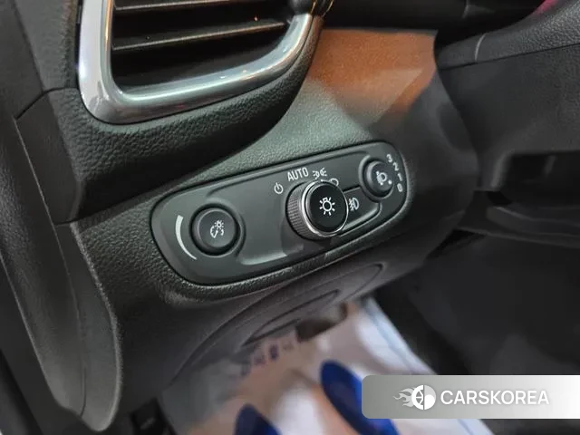 Chevrolet (GM Daewoo) The New Trax 2019 Белый из Кореи, фото 6